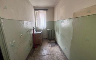 Apartament 3 camere de vânzare – zona centrală/parter - Poză 5