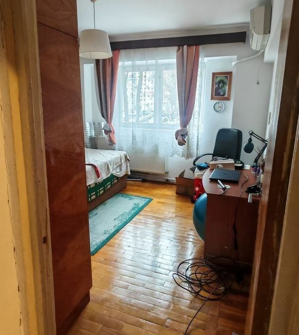 Apartament Luminos 4 camere. Parc Tineretului.  Centrala. La 4 min de metrou. - Poză 2