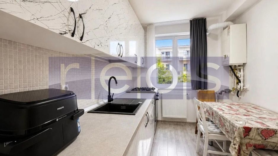 VANZARE 2 CAMERE | ZONA TITAN | CENTRALA PROPRIE - Poză 2