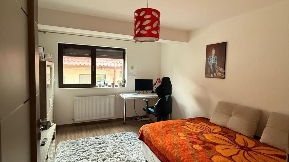 Duplex spatios - 3 dormitoare - Dumbravita - Poză 9