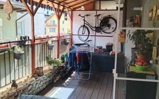 Apartament spațios cu terasă de 20 mp – zonă de case, liniște totală. - Poză 3