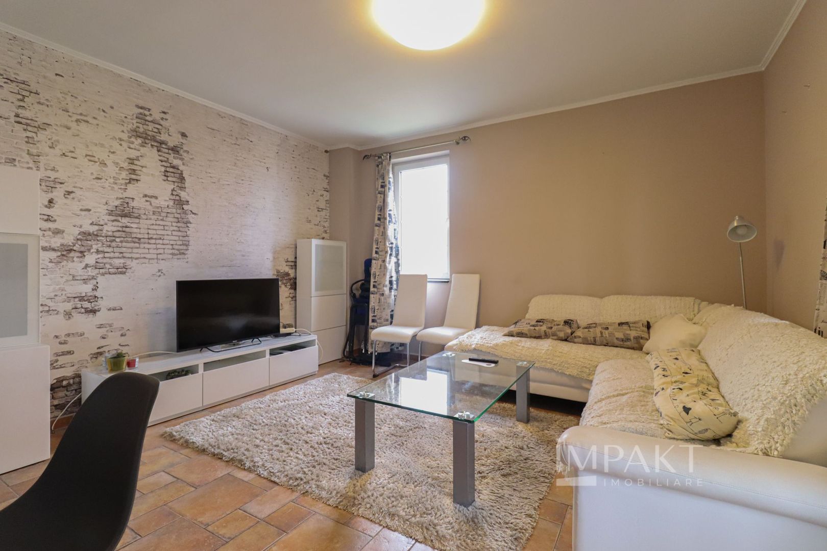 Apartament cu 4 camere, de inchiriat, situat in cartierul Manastur! - Poză 1