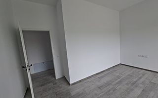 Casa premium cu teren 815 mp terasa balcon si garaj zona Selimbar - Poză 8