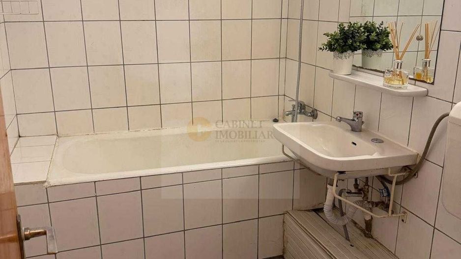 2 Camere | 3/4 | Decomandat | 51mp | 1982 | metrou Crangasi - Poză 6