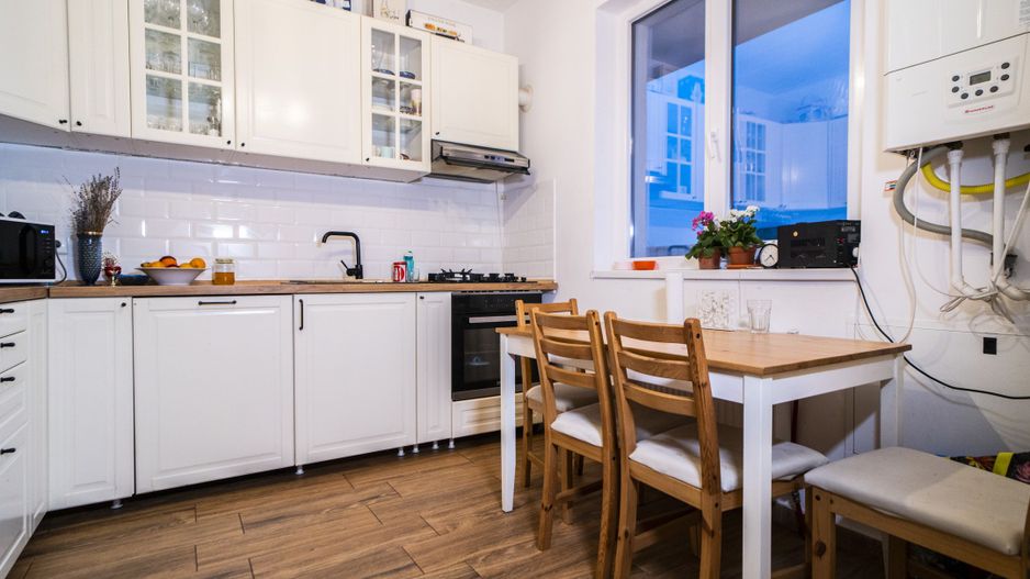 Domnesti - Tudor Vladimirescu - Energeticienilor, casa 4 camere, stb - Poză 5