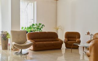 Reședință de Lux la Liziera Pădurii – Oază de Intimitate în Parcul Sub Arini - Poză 5