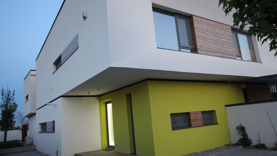 Un camin diferit , gandit pentru nevoile tale. - Poză 2