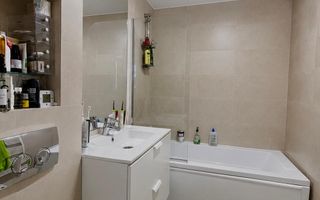 Apartament cu 3 camere in Grigorescu - Poză 5