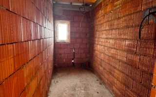 Casa Finisata 4 camere 107 mp-terasa-teren 388 mp-Aerodrom - Poză 6