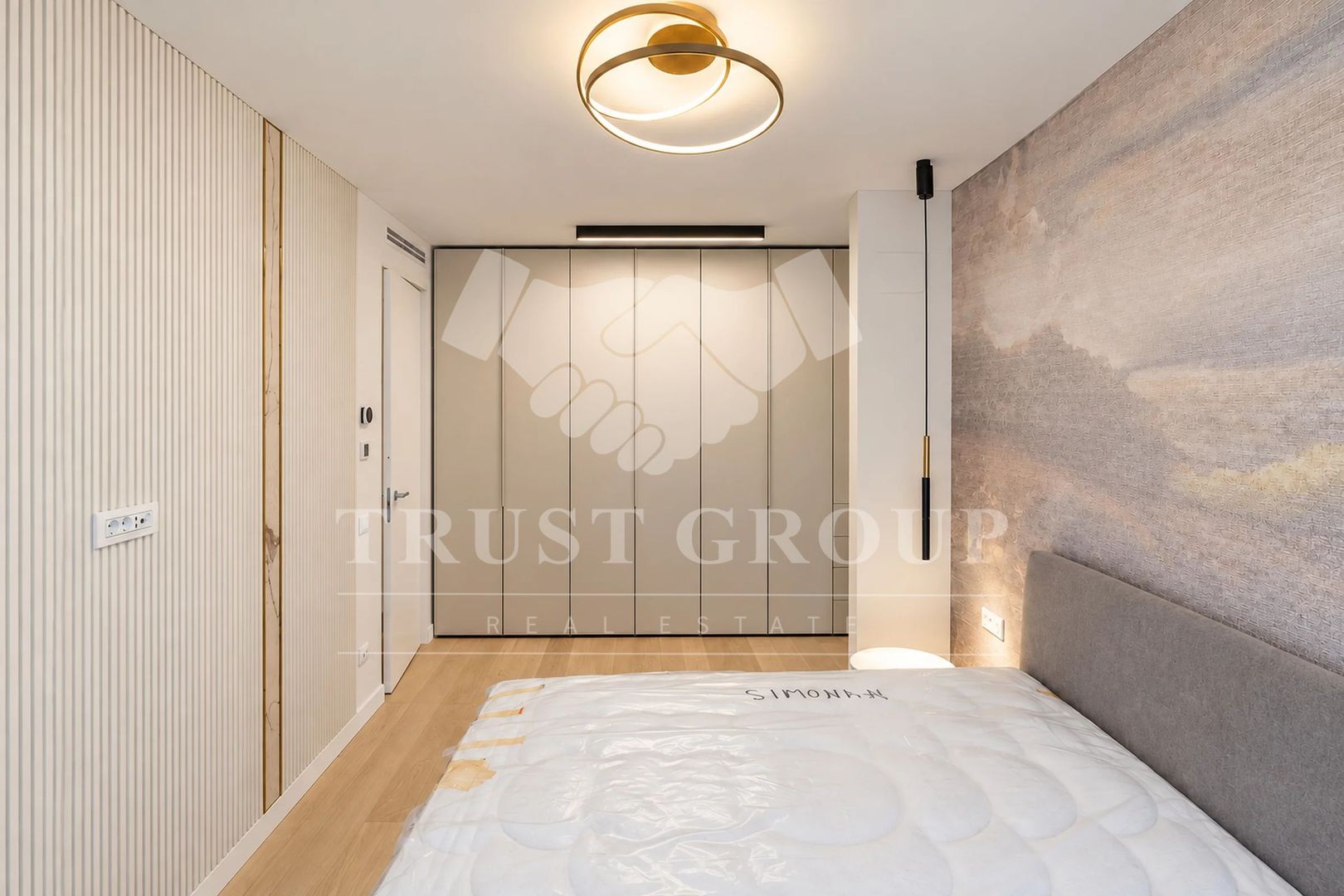 Apartament 4 camere Aviatorilor | Curte 132mp - Poză 7