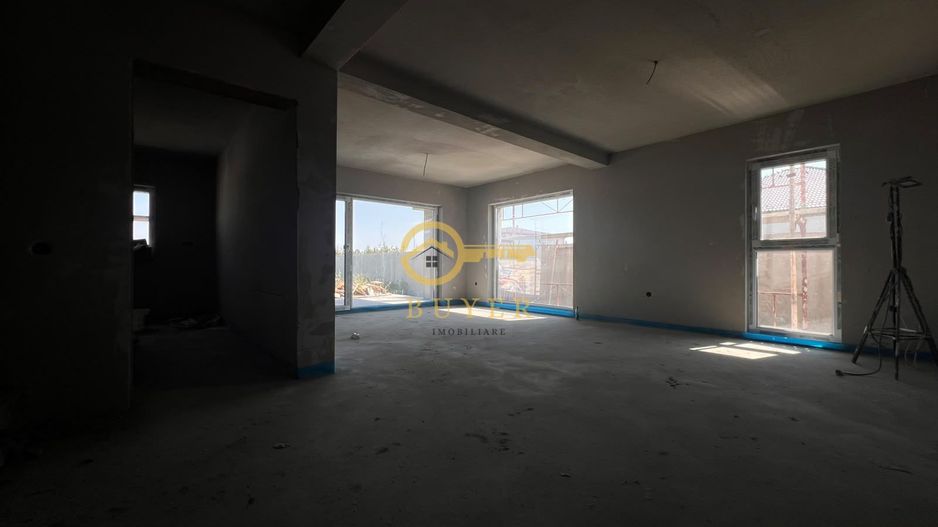 Casa moderna in Selimbar cu garaj- Terasa la parter, 2 balcone la etaj - Poză 8