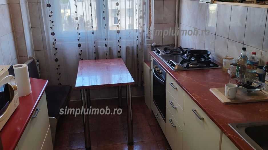 Apartament Metrou Aparatorii Patriei - 3 camere - Poză 2