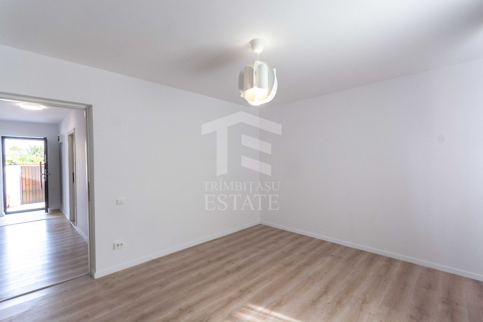 Branesti, Ilfov, casa primitoare, gata de mutat!Comision 0% cumparator - Poză 10