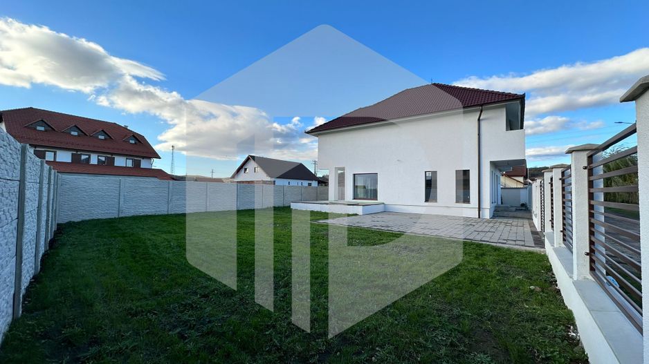 Casa single | 4 Camere | Terasa | Carport | Acces facil DN | Cristian - Poză 1