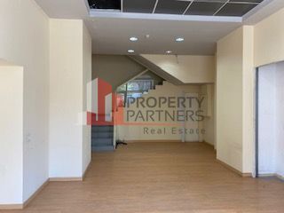 Spatiu comericial in cladire consolidata si renovata. - Poză 14