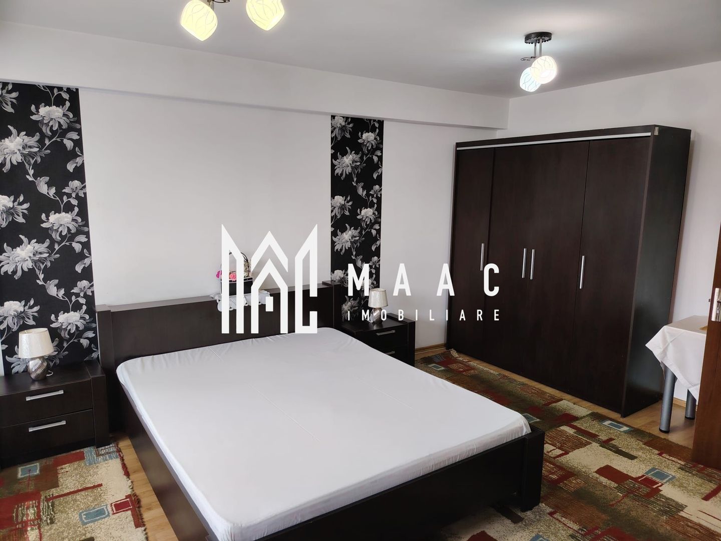 Apartament cu 2 camere | Etaj 3 | Balcon | Trei Stejari - Poză 1