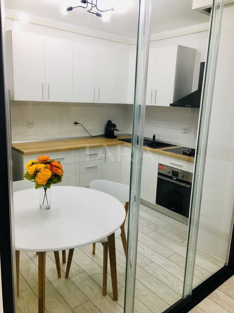 Apartament modern cu 2 camere, terasă generoasă, Iulius Mall – FSEGA. - Poză 4