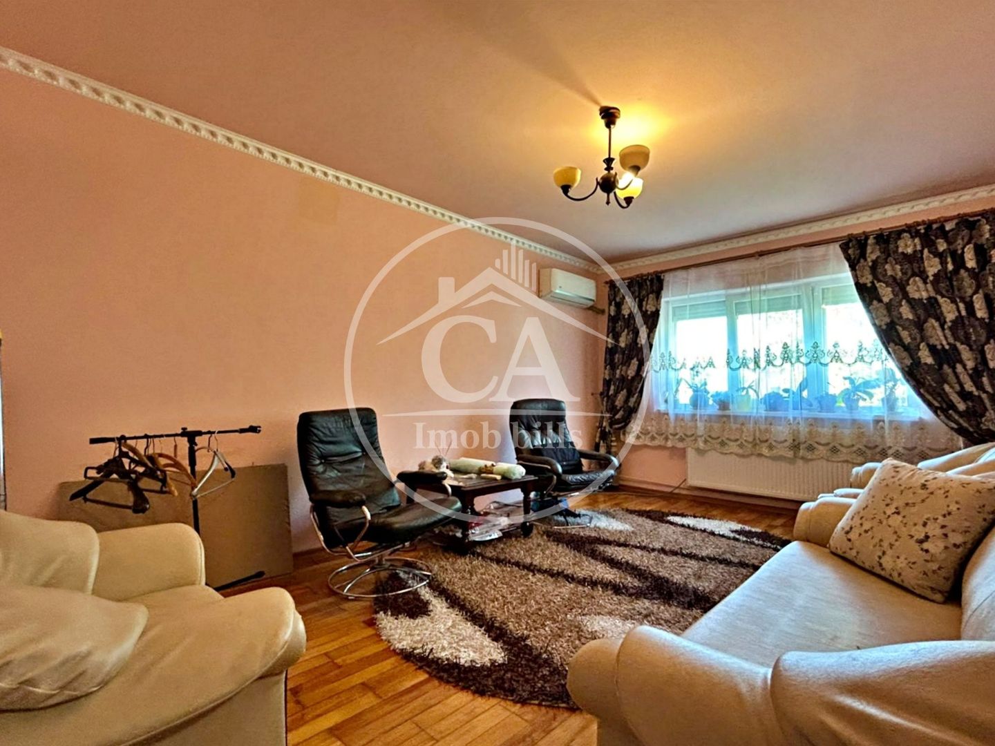 Apartament cu 3 camere de închiriat în zona Rogerius, Oradea - Poză 1