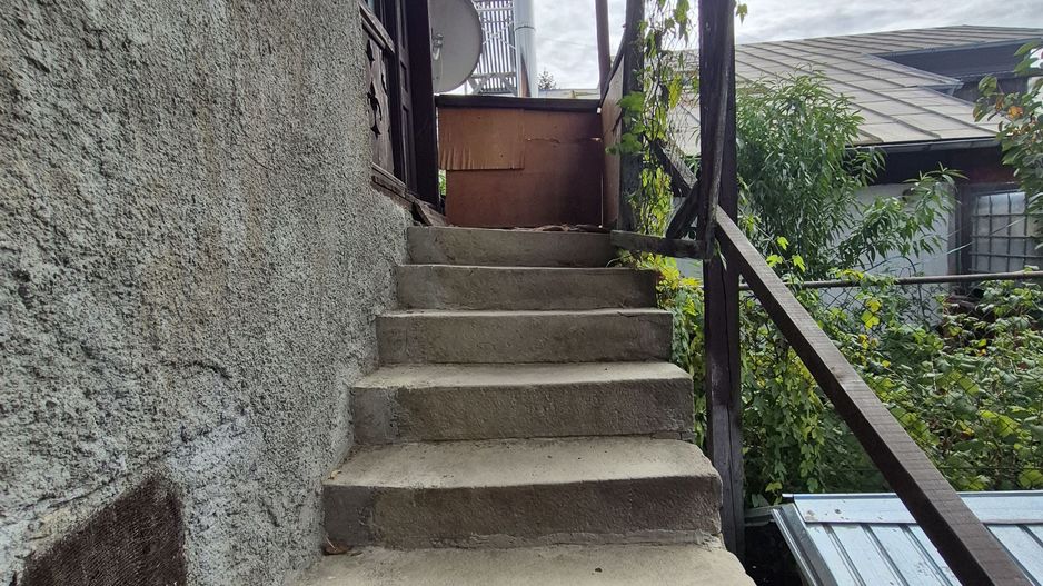 Vila 4 camere + teren 818 mp central Provita de Sus (lângă școală) - Poză 32