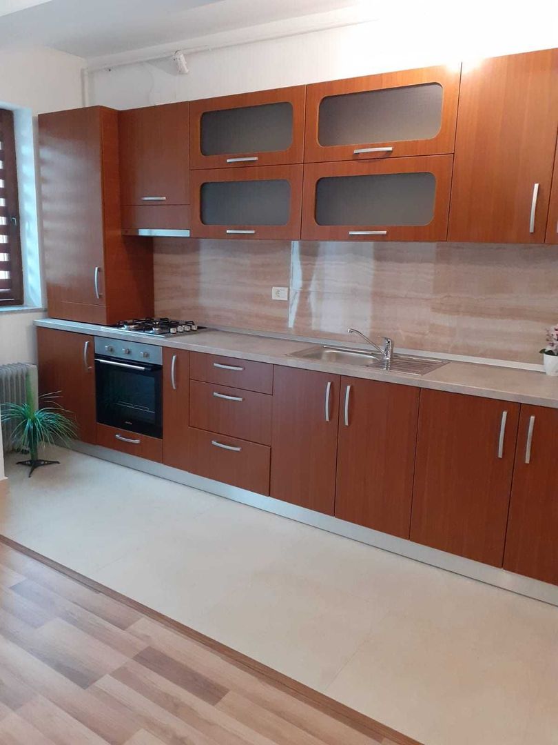 Apartament 2 camere de vanzare - Poză 3