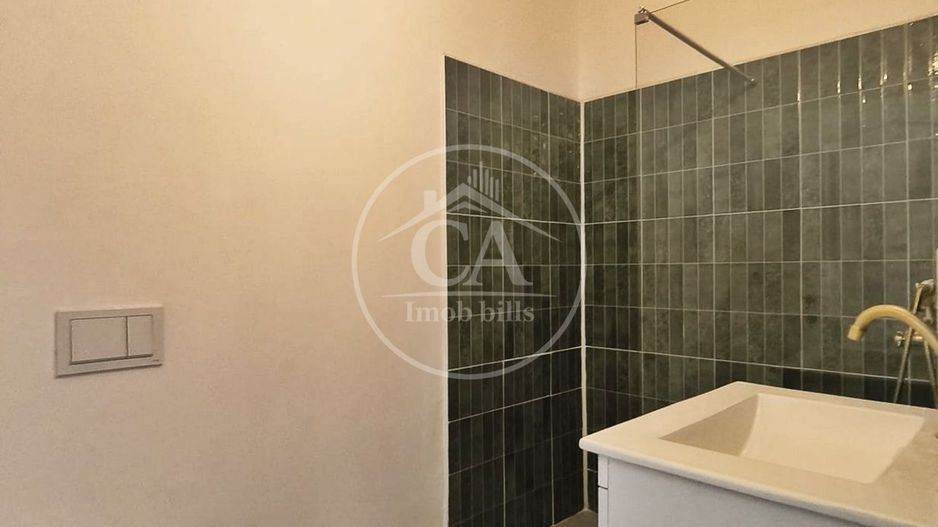 Apartament cu 2 camere la curte comuna de vanzare Ultracentral, Oradea - Poză 9