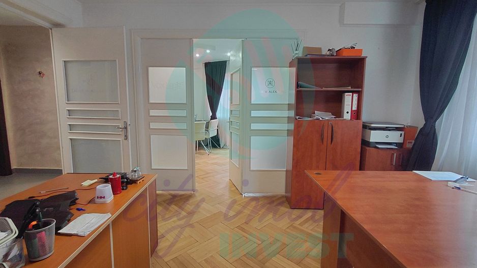 Interbelic 1934 | 4 camere, 4 balcoane, centrala | Piata Sf. Stefan - Poză 22