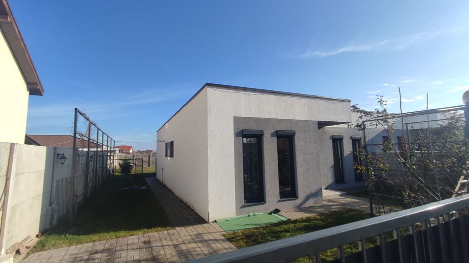 Sanandrei, Duplex pe PArter , 3 Dormitoare, 2 bai, Dresing, Perete Dublu - Poză 3