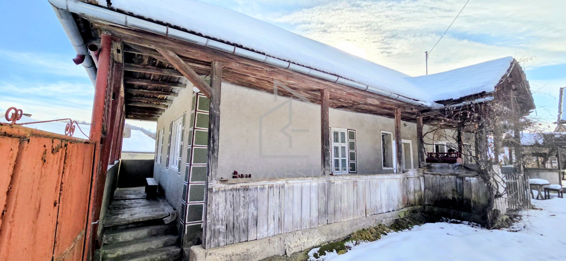 Casă de vânzare, 110 mp, 5 camere 1200mp teren , sat Voivodeni - Poză 8