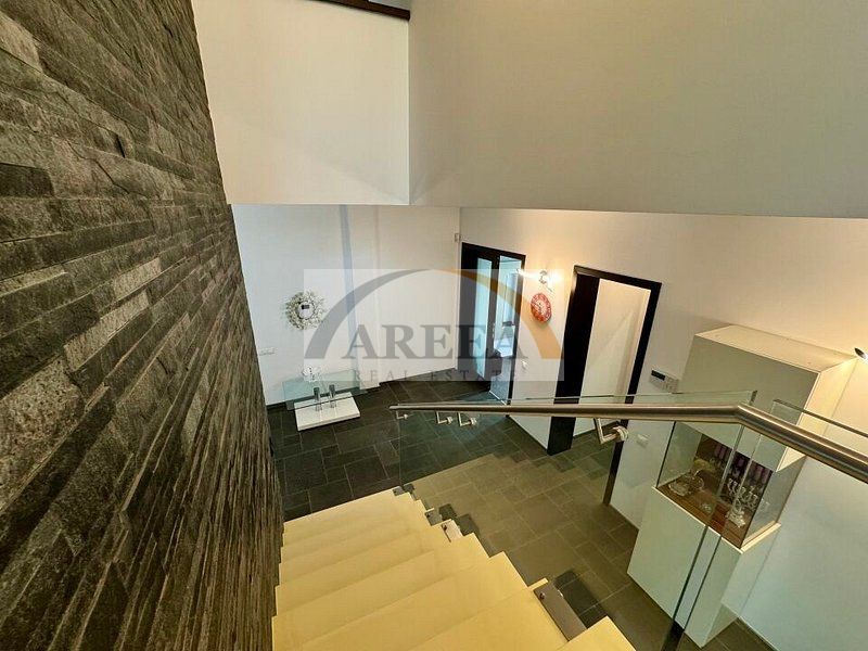 Vila lux de vanzare in cel mai dorit complex din Erou Iancu Nicolae-locatie rara - Poză 7