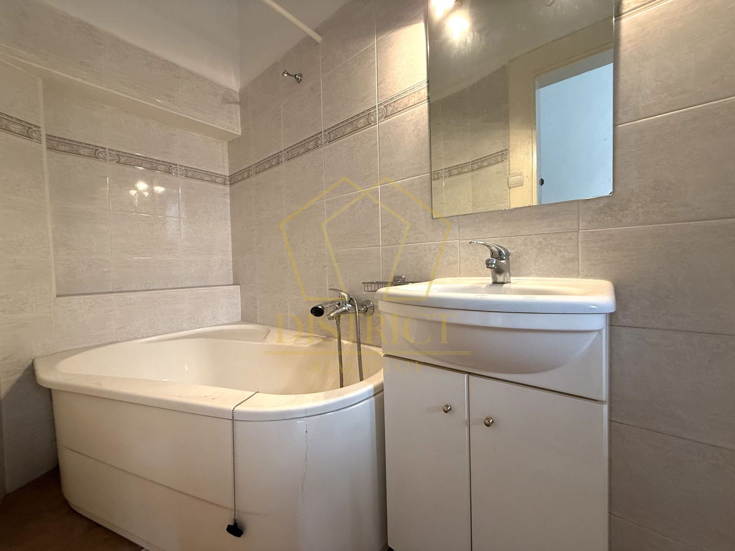 Spatiu pentru birouri, curte interioara si VAD | Balcescu - Poză 8