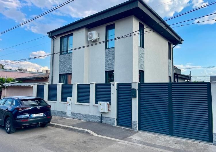 De vanzare vila de lux ,  Cartierul Armatei - Poză 1