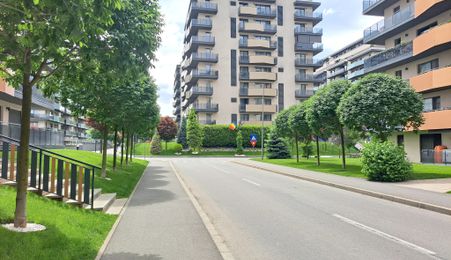 Apartament 2 camere + terasa 16 mp, garaj, zona Iulius Mall