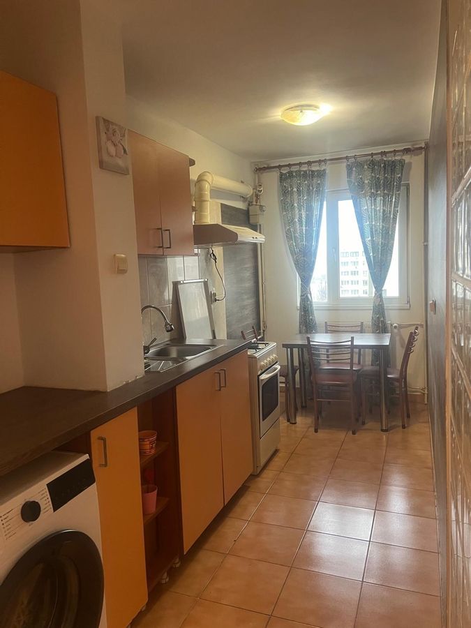 De vanzare apartament 3 camere Drumul Taberei - Poză 11