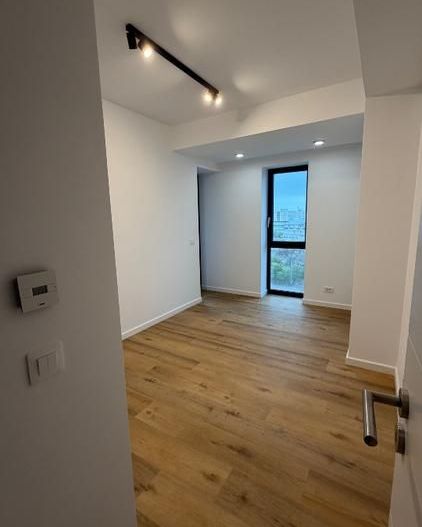 Inchiriere Apartament 3 camere - zona Piata Sudului - Poză 10