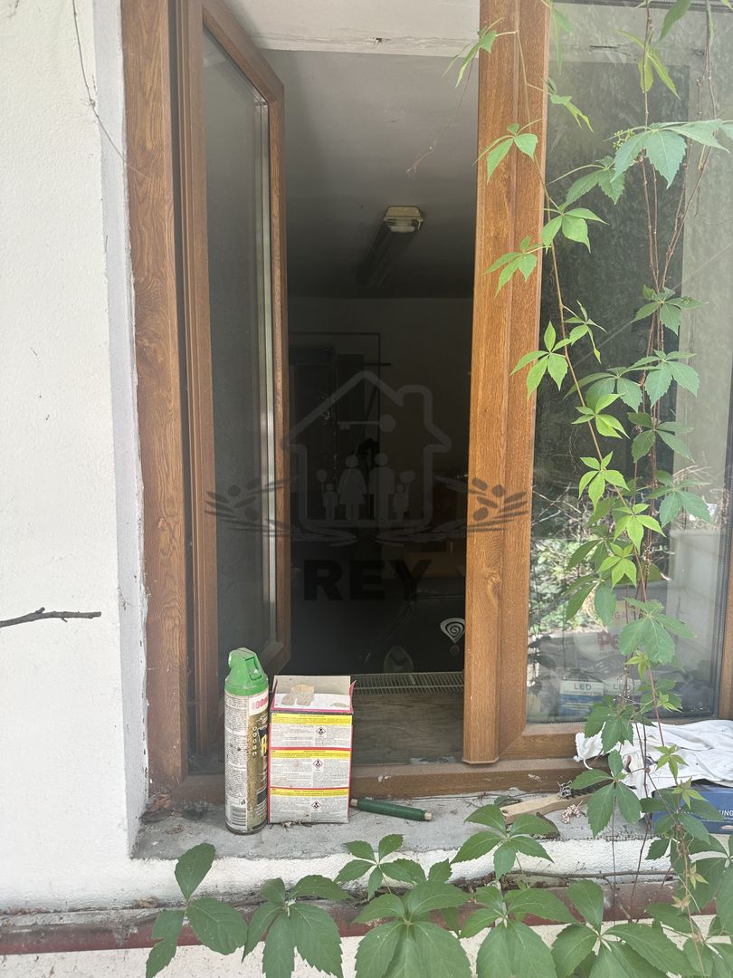 Spațiu comercial– parter, vitrină stradală, Bd. Victoriei, cu chiriaș activ - Poză 3