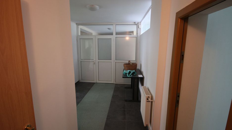 Spatii birouri parter in vila-zona Telegrafului - Poză 15