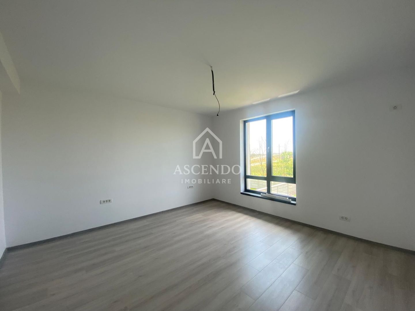 Case noi în Măgurele cu grădină proprie, parc privat și finisaje premium - Poză 14