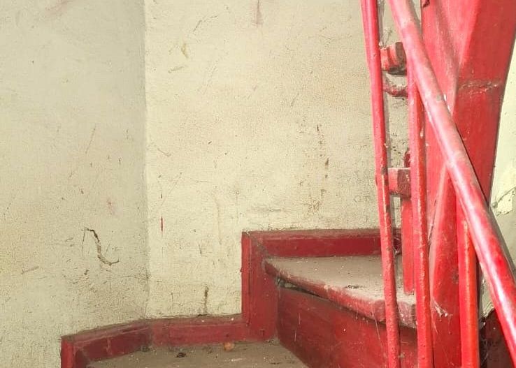 Sanctuar de Epocă: Reședință Grandioasă cu 10 Camere, Turn și Grădină - Poză 22