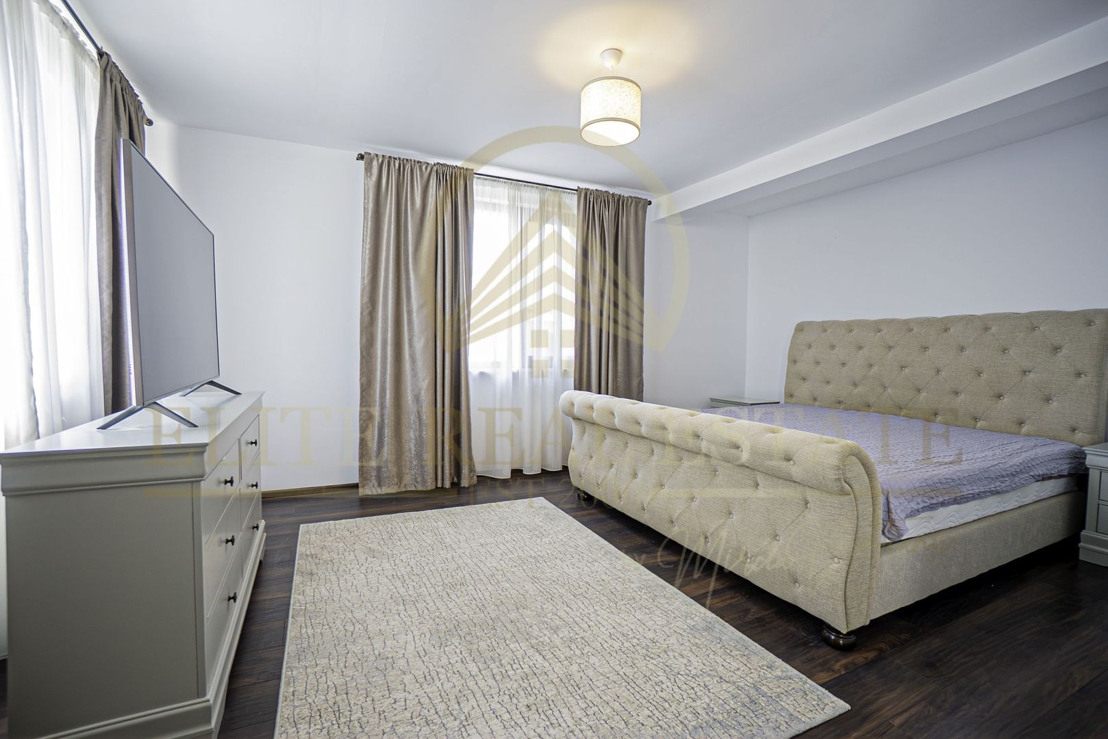 Valu lui Traian - Casă P+1E, 4 dormitoare, terasă acoperită - Poză 14