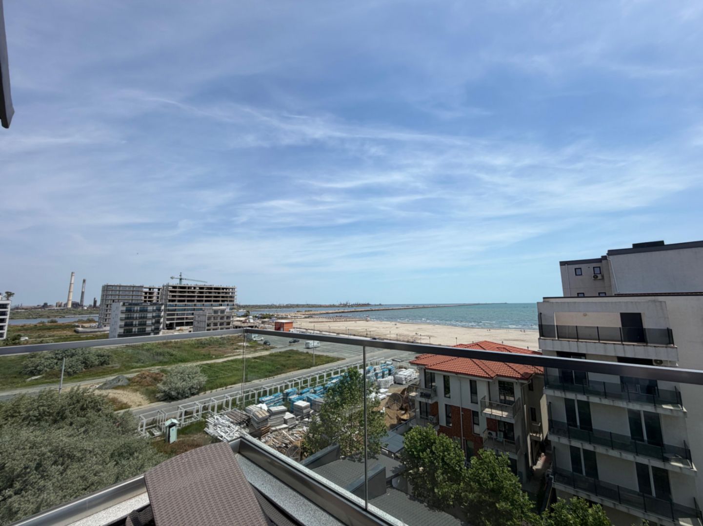Penthouse Mamaia + 2 terase + curte 3 locuri de parcare - Poză 13