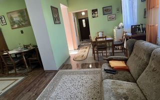 Casă individuală cu etaj,  Gruia, zonă liniștită, aproape de Centru. - Poză 3