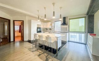 Apartament cu 3 camere de vânzare în Manastur, Cluj-Napoca - Poză 1