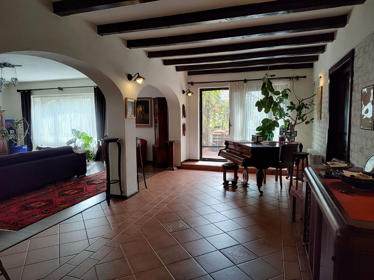 Vila mediteraneană cu farmec neo-românesc, în liniștea eleganta din Iancu Nicola - Poză 6