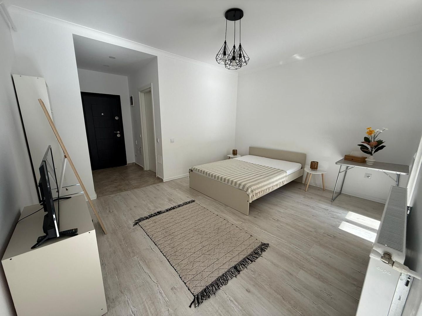 MOBILATĂ ȘI UTILATĂ – MILITARI RESIDENCE - Poză 8