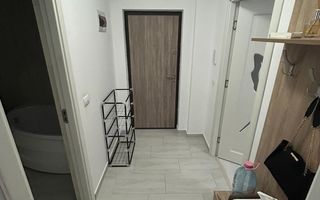 Închiriez apartament cu o camera - Poză 3
