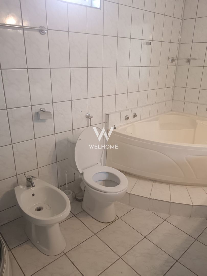 Casă individuală cu 2 apartamente separate, teren 650 mp, garaj și terasă - Poză 27