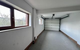 Vilă modernă 230 mp, teren generos 1000 mp, garaj, Iris - Poză 15