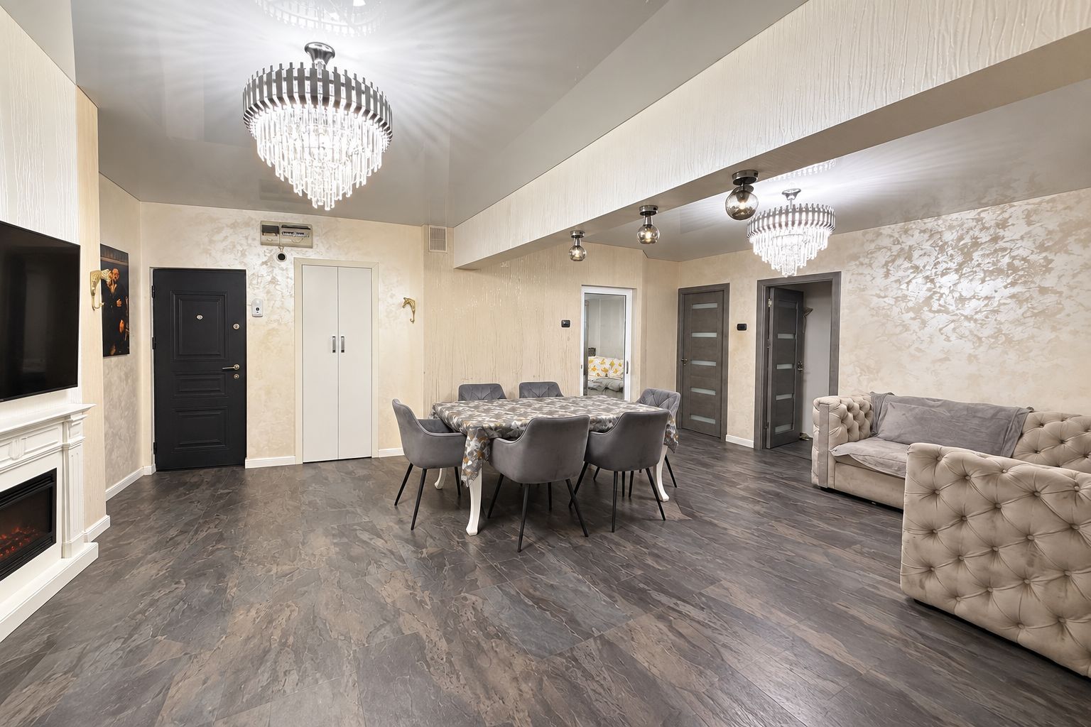 APARTAMENT 3 CAMERE - 80 MP - ACCES ÎN GRĂDINĂ -MAZEPA 1 – PIAȚA ANCORA - Poză 2