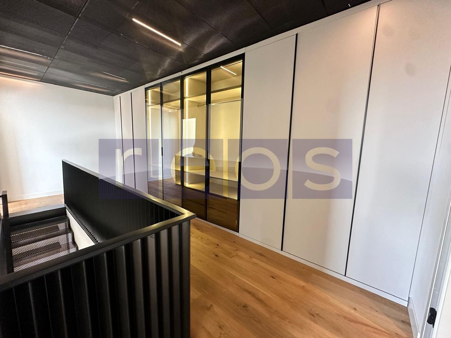 DE VANZARE DUPLEX 104MP | 3 CAMERE | DESIGN DEOSEBIT | FINISAJE LUX - Poză 38