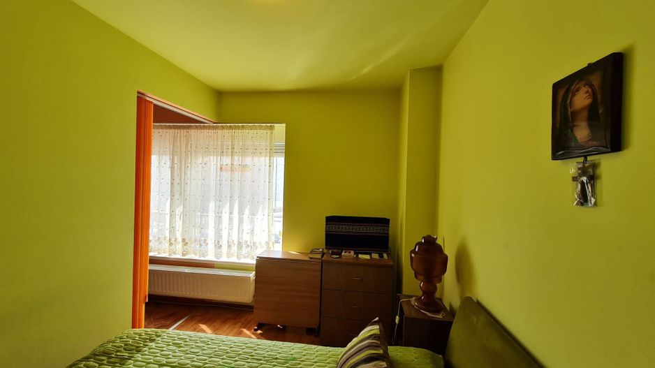 Apartament generos cu o camera - Poză 7